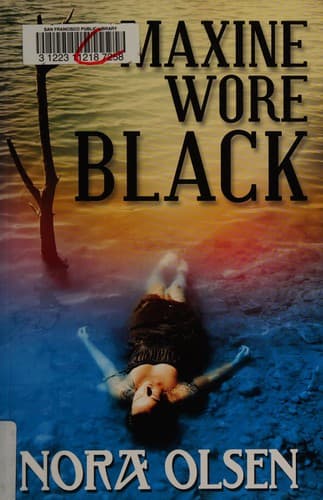 Cover of Maxine wore black